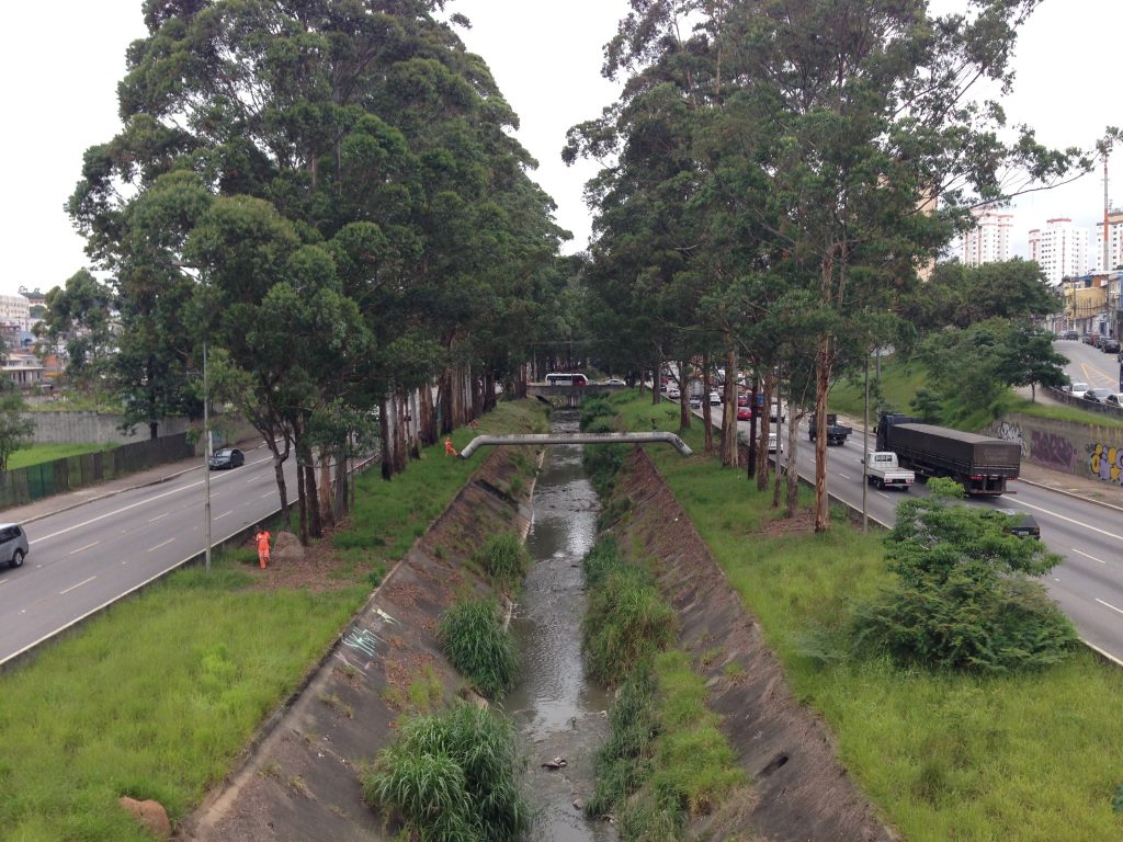 Avenida Jacu-Pêssego zeladoria