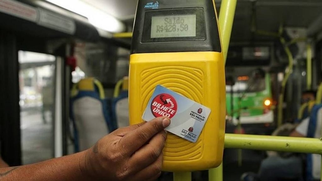 Não haverá bloqueio do cartão, mas dos créditos do tipo Comum