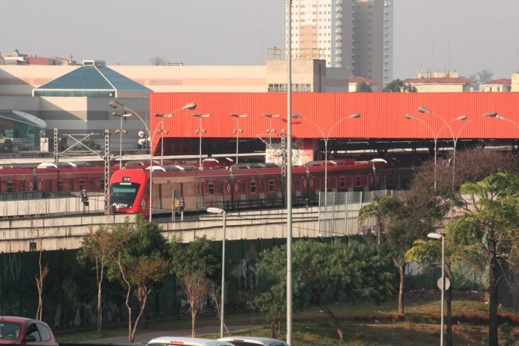 Itaquera e suas conexões viárias com a cidade de São Paulo