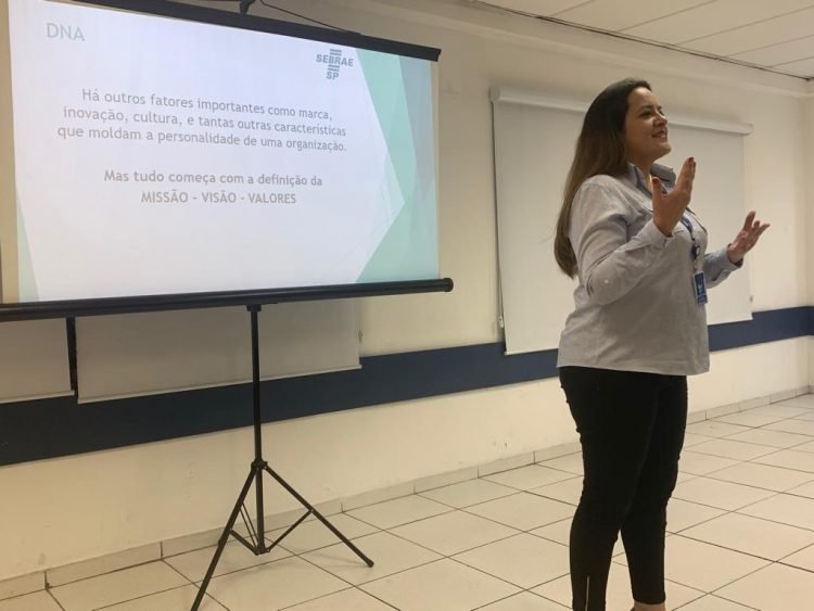 Alessandra, integrante da equipe do Sebrae