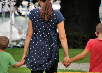 O Adoptare ajuda a encontrar padrinhos e madrinhas para crianças e adolescentes