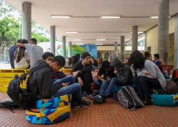 A convocação para as escolas estaduais será feita pelas diretorias regionais de ensino