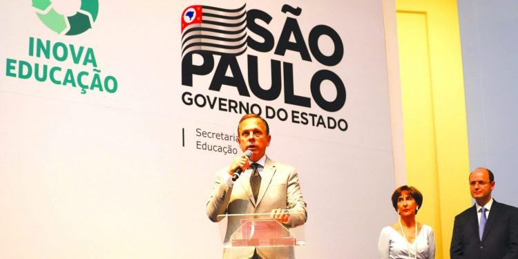 A partir de 2020 os alunos terão duas aulas semanais de projeto de vida, duas de eletivas e uma de tecnologia