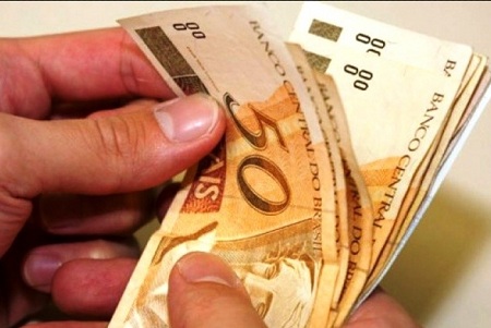 Pense bem antes de sair gastando o dinheiro extra