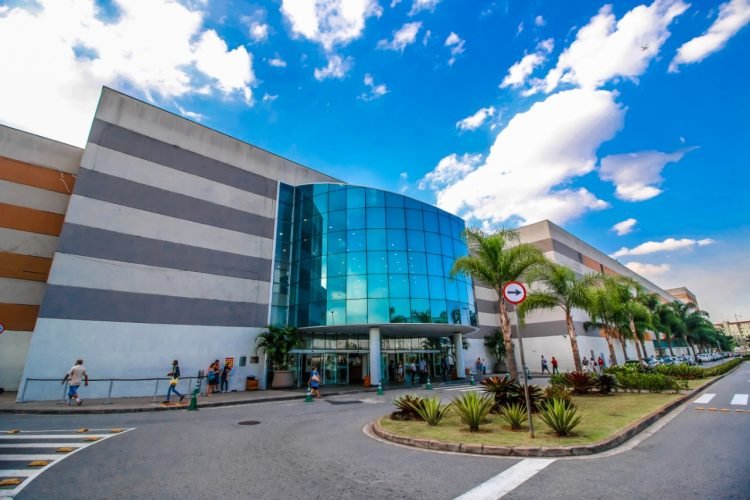 Shopping Metrô Itaquera: Avenida José Pinheiro Borges, s/n°