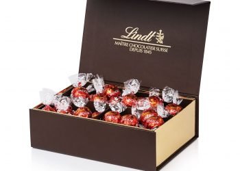 As-clássicas trufas Lindor serão entregues em uma elegante caixa