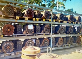 São várias as peças que estão sendo leiloadas