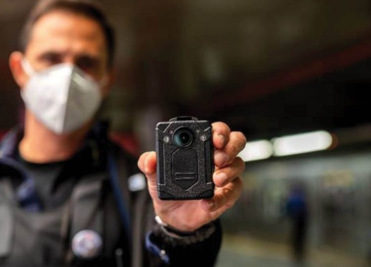 Agentes do Metrô recebem câmeras nos seus uniformes