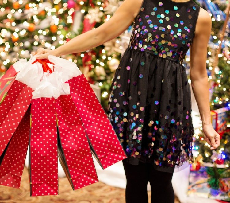 Vendas de Natal podem ter queda de 3%, aponta pesquisa