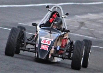 Campeão da Fórmula Vee Light é da ZL