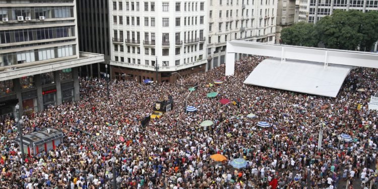 Blocos têm até o dia 20 de novembro para fazer a inscrição