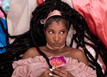 No dia 20, feriado nacional do Dia da Consciência Negra, o Teatro Sérgio Cardoso, às 18h, será palco do show de Larissa Luz