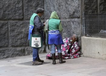 Parceria ajudará no atendimento de moradores em situação de rua