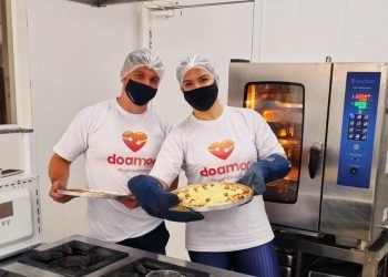 Casa Ronald Mac´Donald ABC recebe o Grupo doamor para o Dia da Pizza