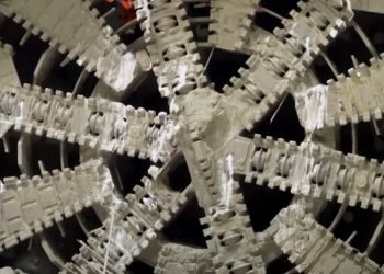 ‘Tatuzão’ chega para escavar a ZL