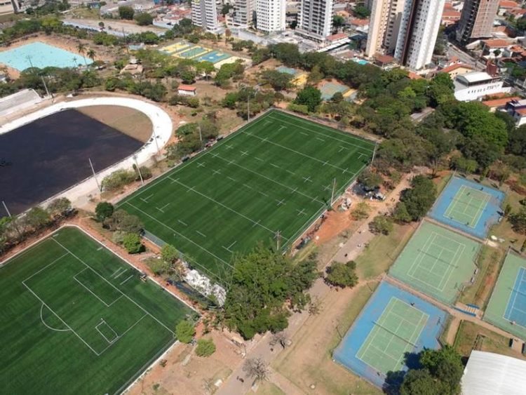 O Ceret fica na Rua Canuto Abreu, Jardim Anália Franco, Tatuapé