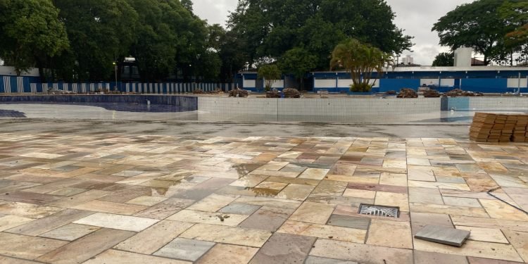 Piscinas do Clube Manchester seguem em reforma