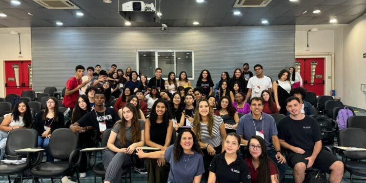 A Kantar Insights ajudou a viabilizar o projeto, idealizado por um grupo de alunos bolsistas da EACH