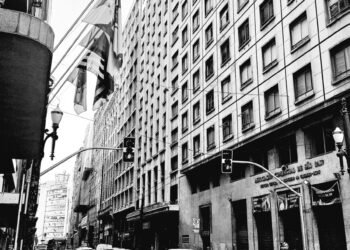 Associação Comercial comemora 130 anos com exposição fotográfica interativa e inovadora