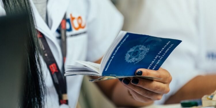 Os atendimentos do Cate vão ajudar quem está em busca de uma oportunidade de emprego
