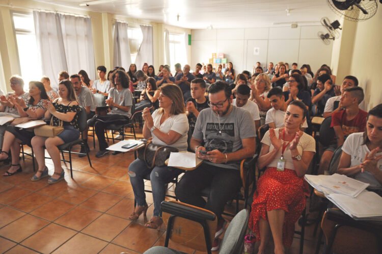 Programa forma professores da rede pública de São Paulo em habilidades socioemocionais
