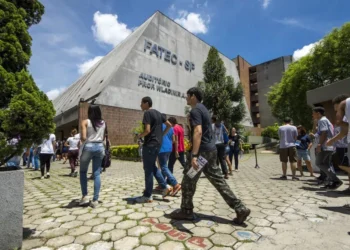 Governo de SP investe R$ 1,2 bilhão na modernização das Etecs e Fatecs