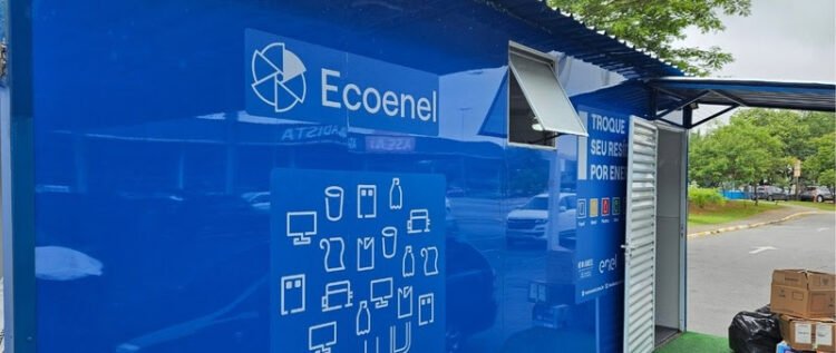 Troca gratuita de lâmpadas chega a quatro unidades do Assaí na Grande SP durante Semana do Meio Ambiente