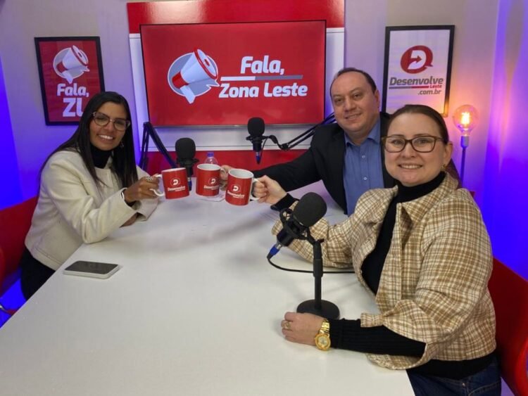 Subprefeita Kátia Falcão participa do podcast Fala, ZL! e destaca avanços na Penha