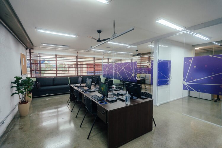 Prefeitura comemora um ano do coworking público Teia São Miguel Paulista