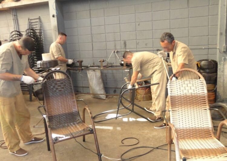 Governo de SP insere 51 mil detentos em atividades laborais e amplia qualificação profissional nos presídios