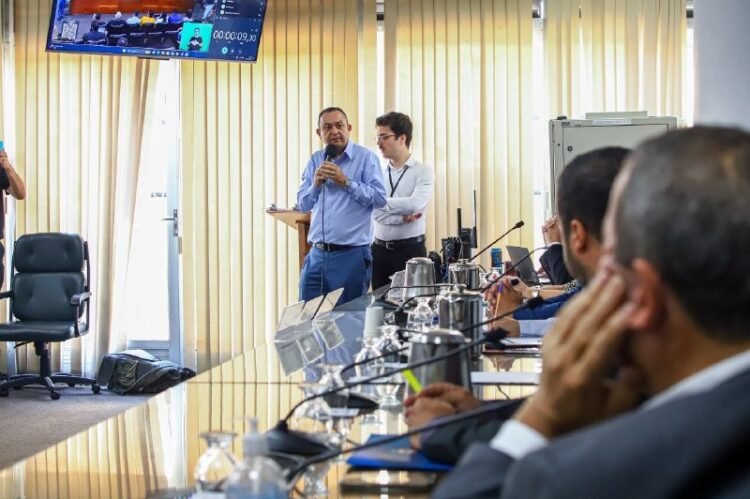 CCJ da Câmara Municipal solicita suspensão de leilões de imóveis da Cohab-SP