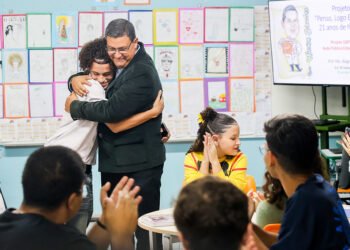 Professor da Zona Leste tem projeto reconhecido pela Finlândia