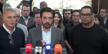 Greve de ônibus chega ao fim