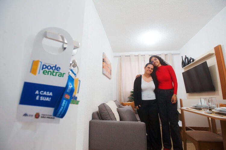 Residencial que muda vidas na ZL