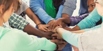 Educação e voluntariado: aprender também é doar