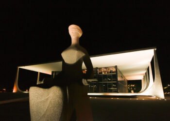 Advogados Alertam para Crise no STF e Riscos à Democracia Brasileira