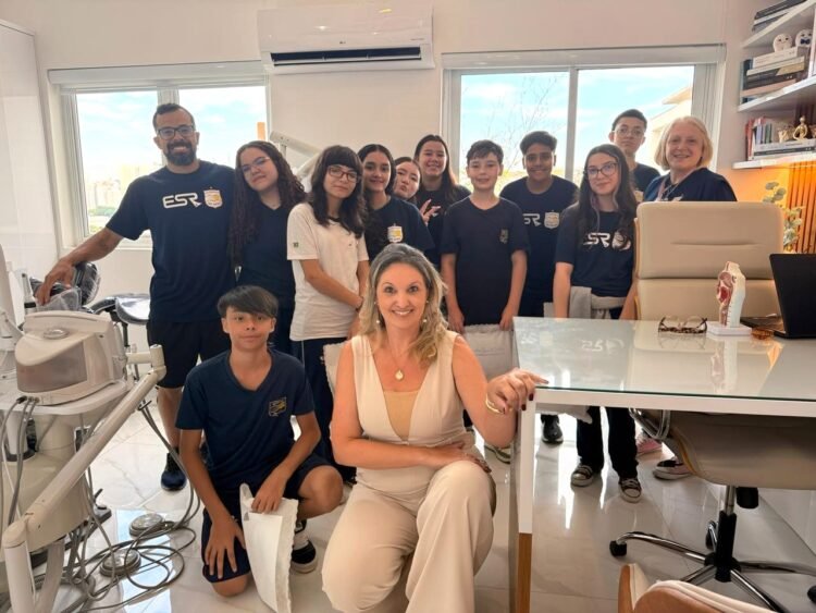 Bruxismo e sono nas escolas