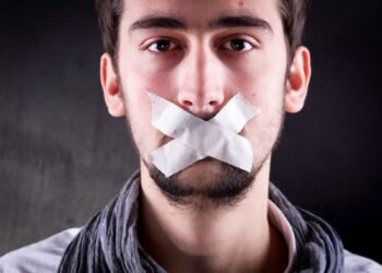 Pacto masculino: o silêncio que sustenta a violência