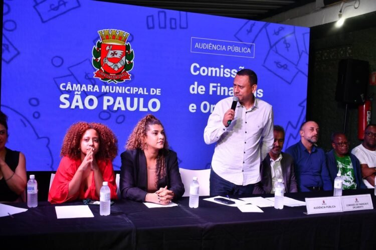 Audiência Pública Debate Desapropriação do Campo de Marte e do Samba do Cruz da Esperança