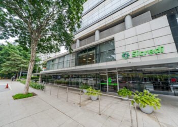 Sicredi expande soluções de câmbio e comércio exterior