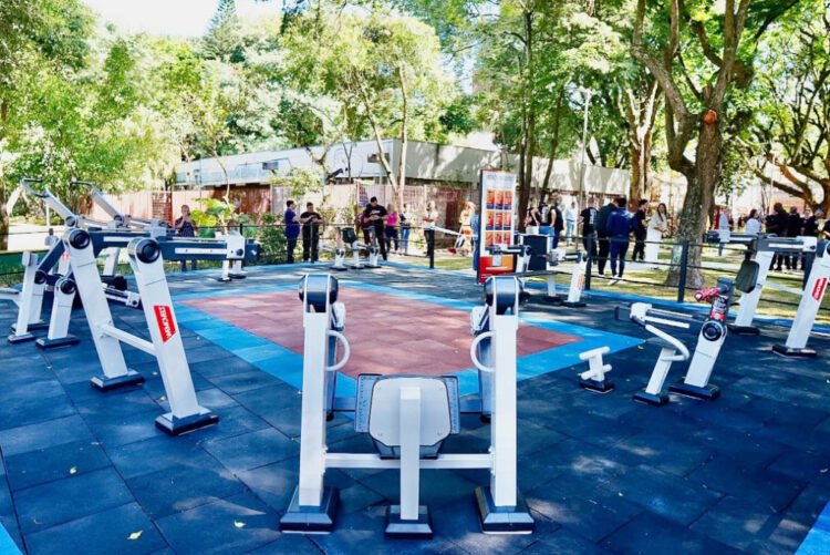 Guaianases ganha academia ao ar livre gratuita com funcionamento 24 horas