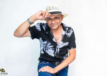 Trajetória artística, apresentações e participações na mídia