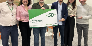 Sicredi entrega prêmio de R$ 50 mil a associado de São Caetano do Sul (SP)