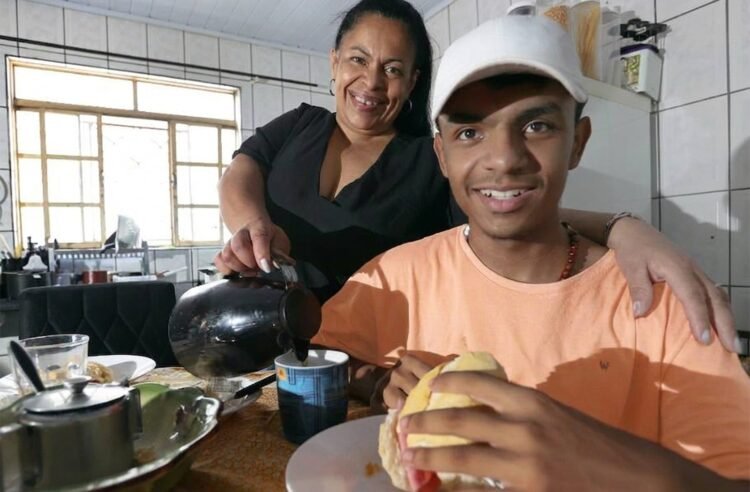 Uma em cada quatro pessoas acolhidos pelas Vilas Reencontro conquistou autonomia