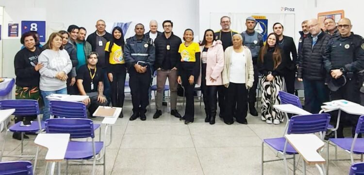 CONSEG Itaquera reúne comunidade e forças de segurança em reunião mensal na Proz Educação