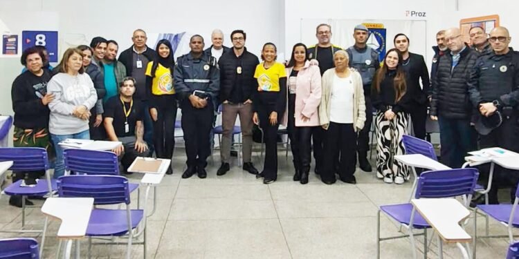 CONSEG Itaquera reúne comunidade e forças de segurança em reunião mensal na Proz Educação