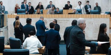 Aprovado em 1° turno, projeto viabiliza regularização fundiária na zona leste; 890 famílias serão beneficiadas