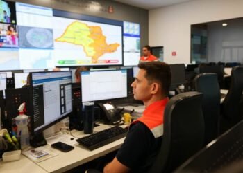 Estudantes e professores da rede estadual de SP participam de aulas e capacitações sobre o El Niño