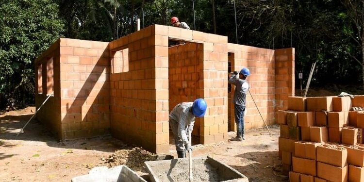 Governo de São Paulo simplifica regime tributário de 74 produtos, de material de construção a micro-ondas