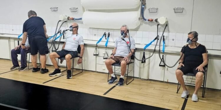Inalação controlada de ar rarefeito pode ser estratégia para atenuar sintomas de Parkinson